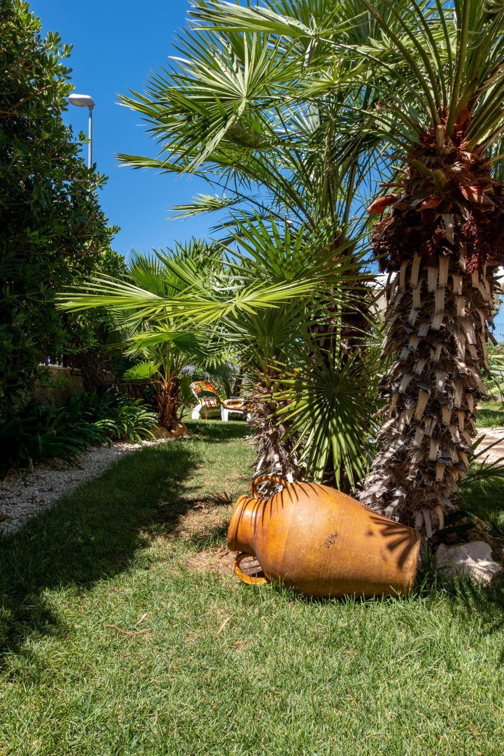 Appartamento tulipano rosso Bari Esterno foto